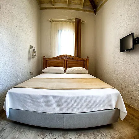 Fanti Hotel Cesme