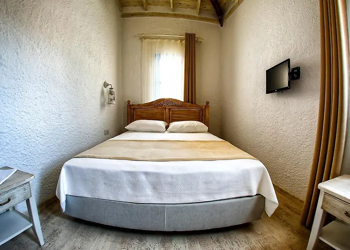 Fanti Hotel Cesme